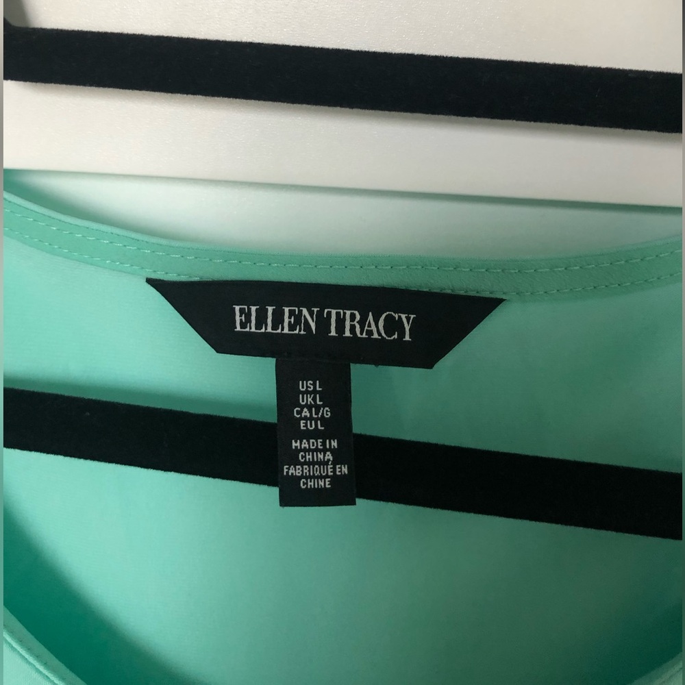 Ellen Tracy Sleeveless Top - Picture 4 of 4